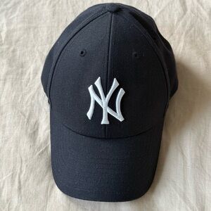 NY New York Yankees cap (authentic merch)